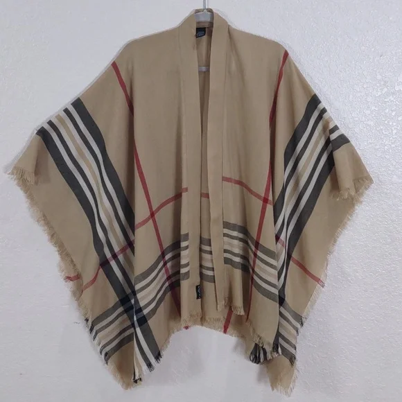 Fraas Lightweight Border Plaid Poncho,Color Camel. - Picture 7 of 13